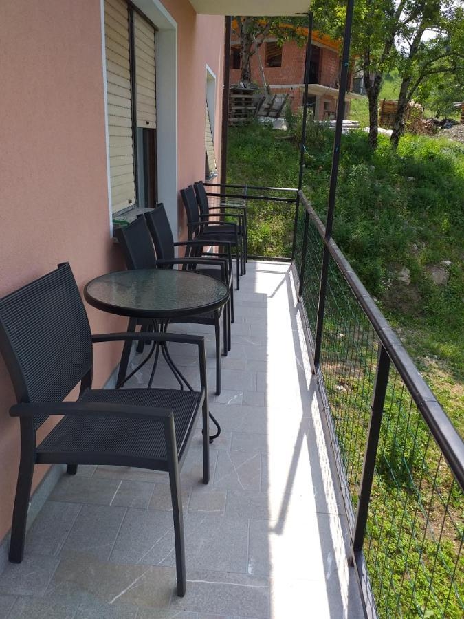 Apartmaji Ursic 科巴里德 外观 照片