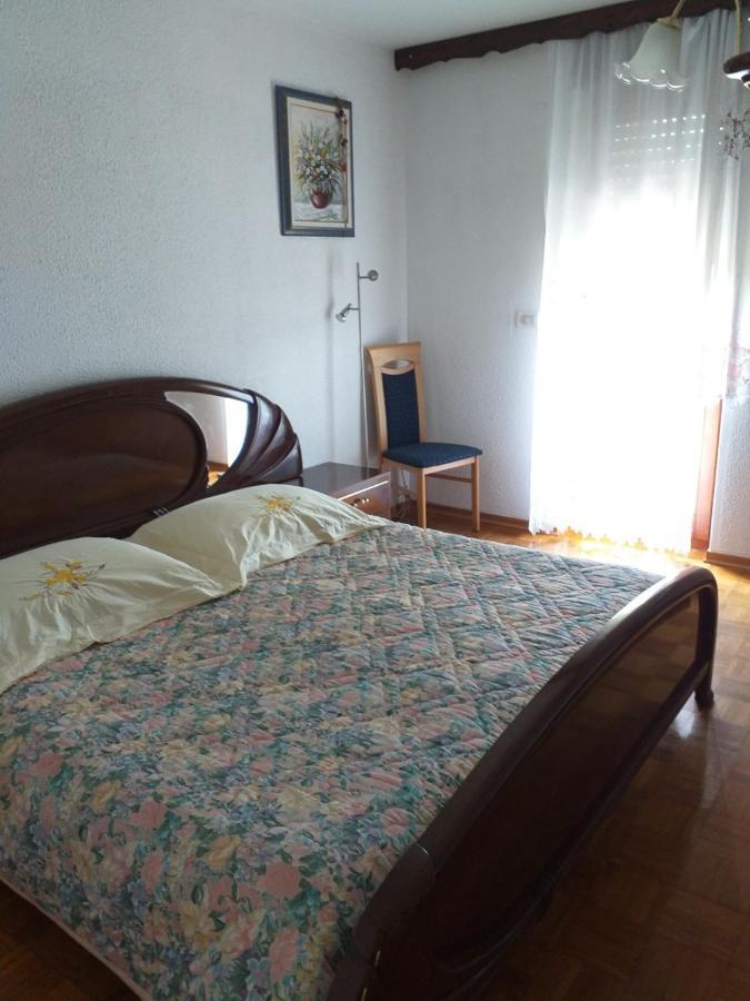Apartmaji Ursic 科巴里德 外观 照片
