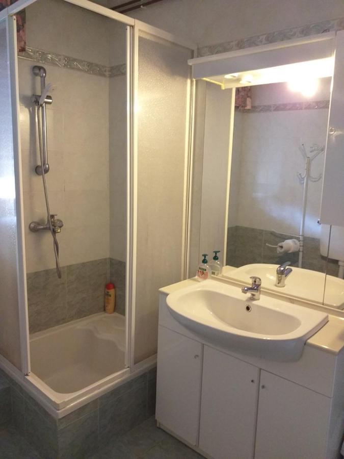 Apartmaji Ursic 科巴里德 外观 照片
