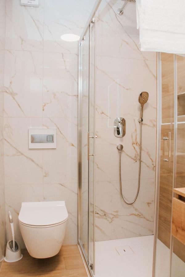 Apartmaji Ursic 科巴里德 外观 照片