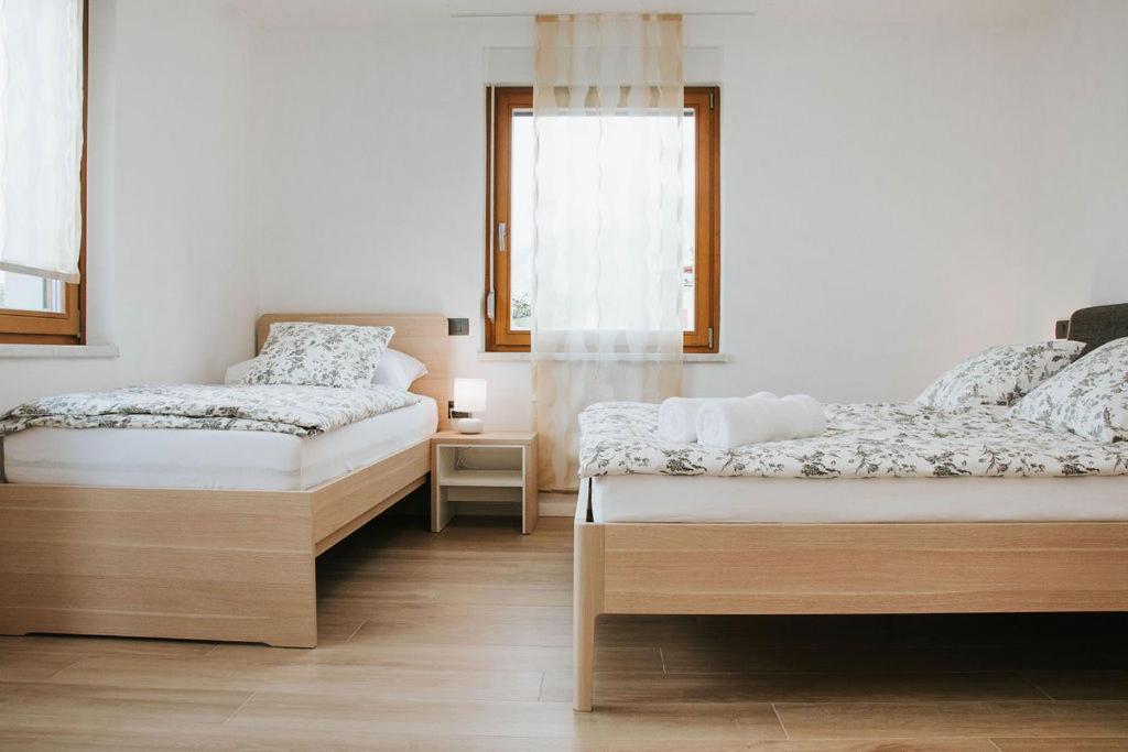 Apartmaji Ursic 科巴里德 外观 照片