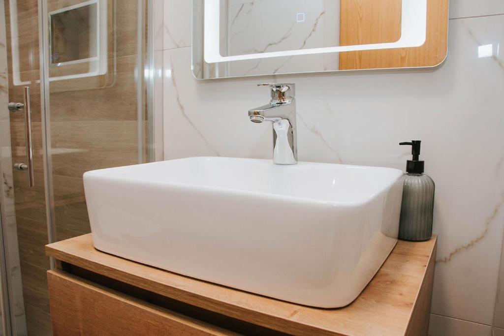 Apartmaji Ursic 科巴里德 外观 照片