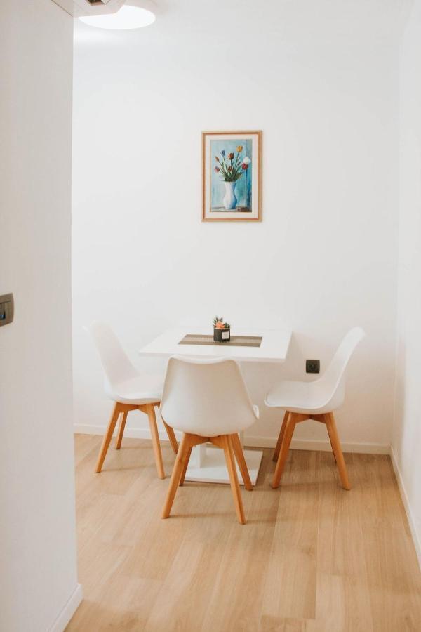 Apartmaji Ursic 科巴里德 外观 照片