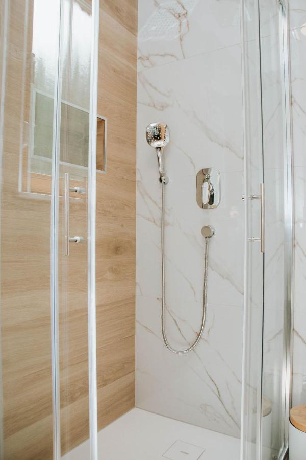 Apartmaji Ursic 科巴里德 外观 照片