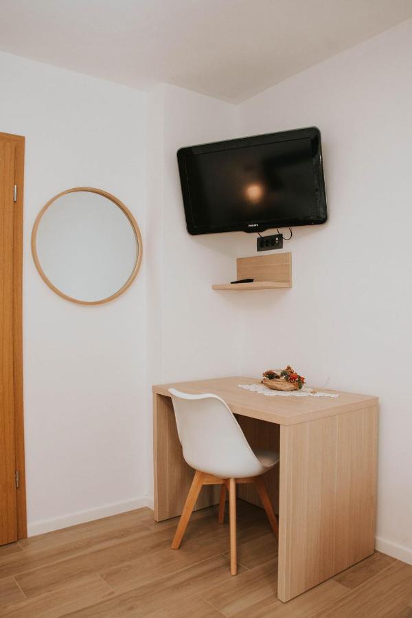 Apartmaji Ursic 科巴里德 外观 照片